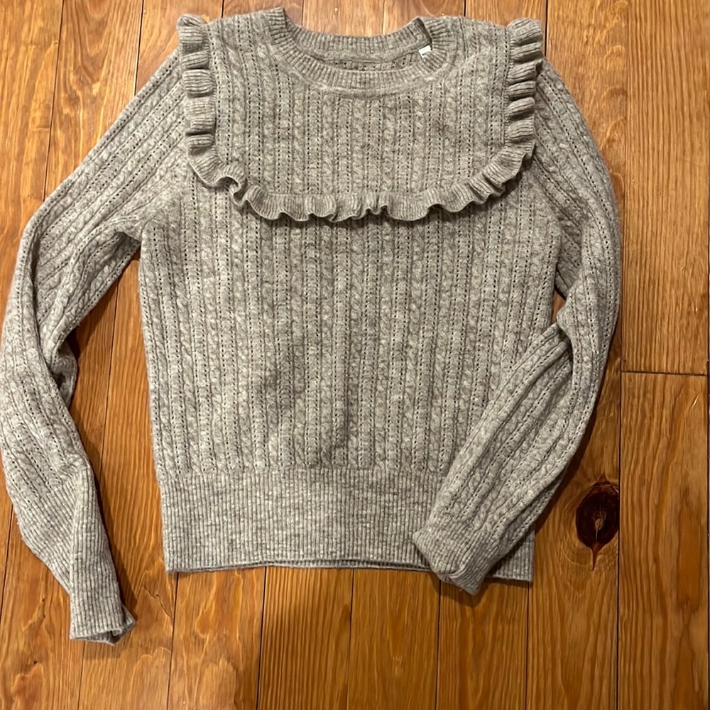 Doen beige sweater